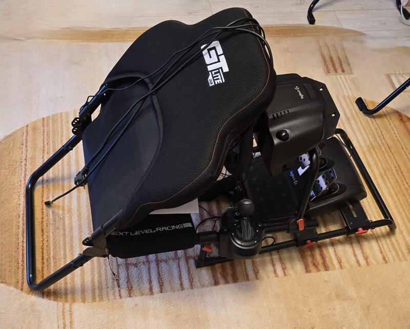 Set Complet Racing: Volan Logitech G29+Pedale+Shifter+Monitor 27