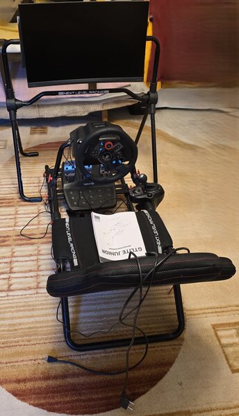 Set Complet Racing: Volan Logitech G29+Pedale+Shifter+Monitor 27